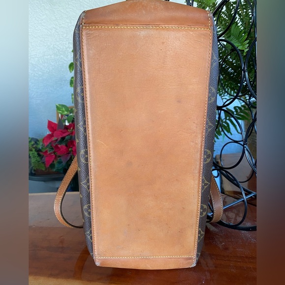 AUTHENTIC LOUIS VUITTON MONOGRAM MEZZO TOTE/Shoulder BAG W/COA - Picture 7 of 16